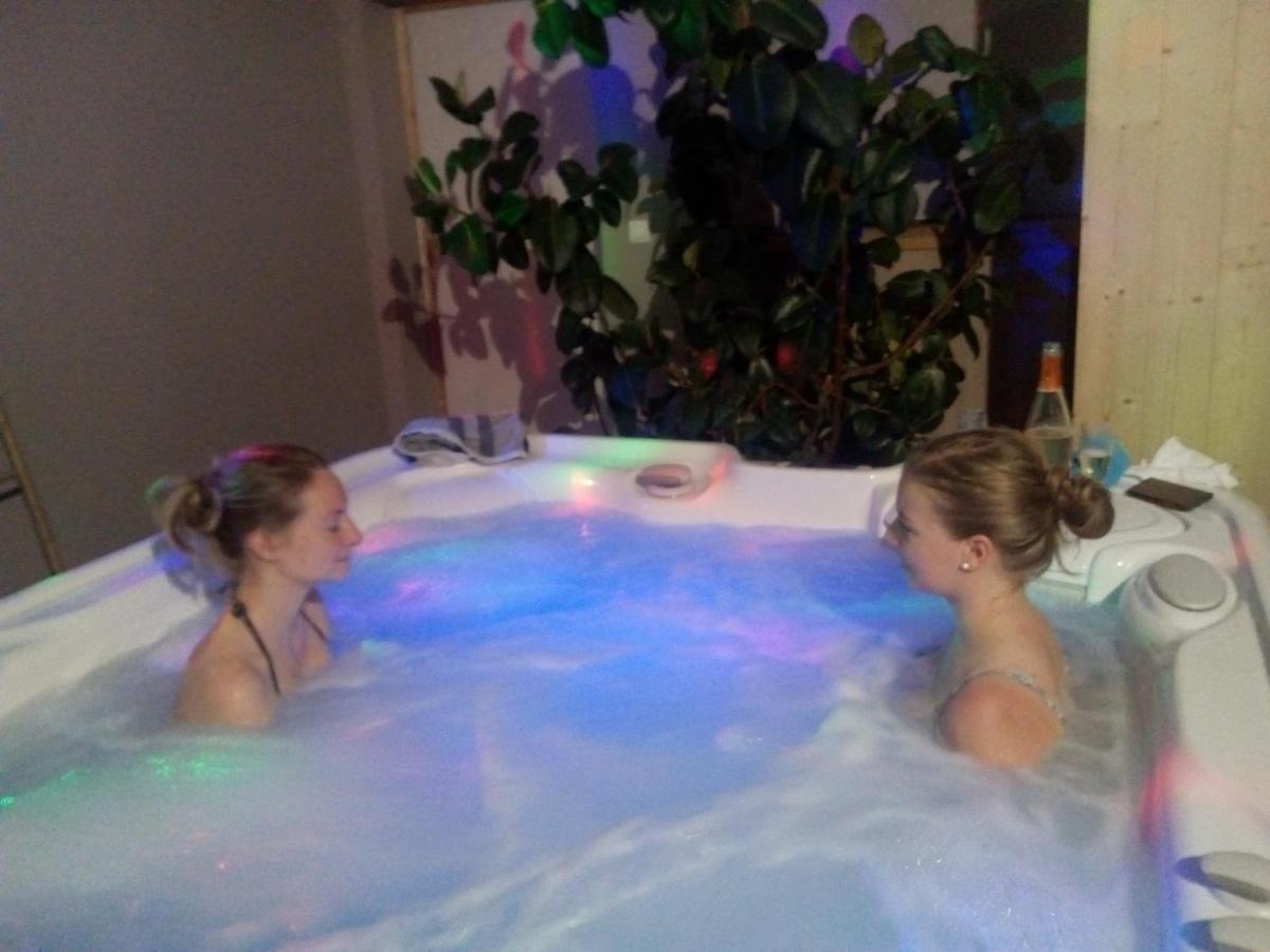 Bezinghem Gite La Bulle Enchantee מראה חיצוני תמונה